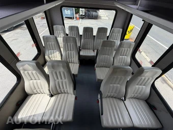 2018 Chevrolet Express 4500 Cutaway 2WT DRW - miniatura 29