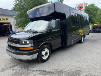 2018 Chevrolet Express 4500 Cutaway 2WT DRW - miniatura 3