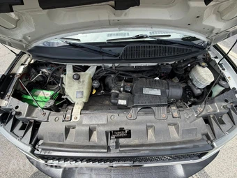 2018 Chevrolet Express 4500 Cutaway 2WT DRW - miniatura 38