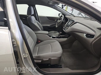 2018 Chevrolet Malibu LS 1FL - miniatura 8