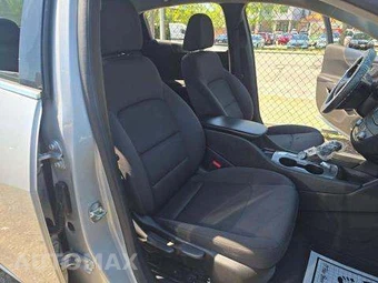 2018 Chevrolet Malibu LS 1LS – miniatura 18