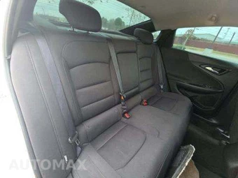 2018 Chevrolet Malibu LS 1LS – miniatura 17
