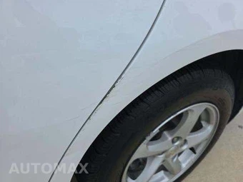 2018 Chevrolet Malibu LS 1LS – miniatura 27