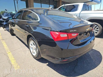 2018 Chevrolet Malibu LS 1LS – miniatura 2