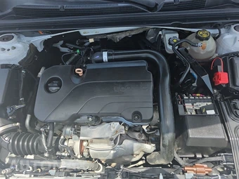 2018 Chevrolet Malibu LS 1LS – miniatura 15