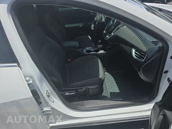 2018 Chevrolet Malibu LS 1LS – miniatura 8