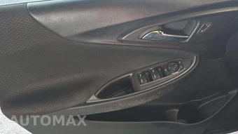 2018 Chevrolet Malibu LS 1LS – miniatura 41