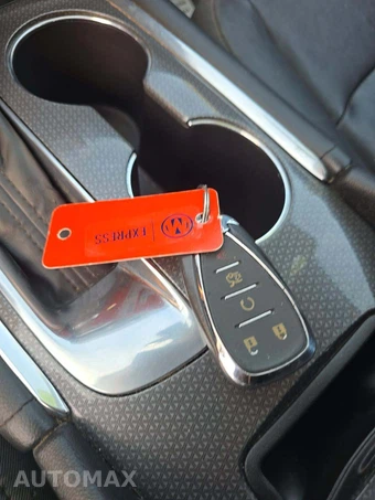 2018 Chevrolet Malibu LT 1LT – miniatura 5