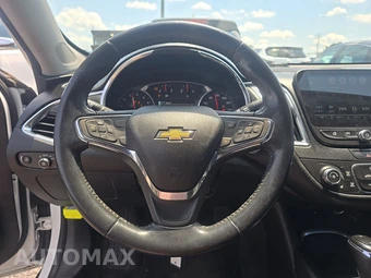 2018 Chevrolet Malibu LT 1LT - miniatura 10