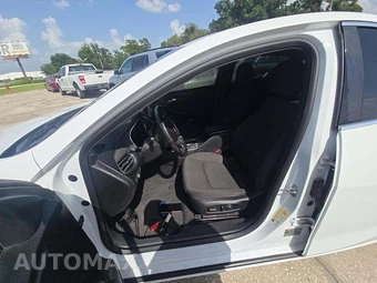 2018 Chevrolet Malibu LT 1LT – miniatura 3