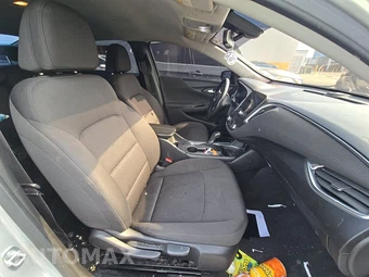 2018 Chevrolet Malibu LT 1LT – miniatura 8