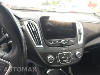 2018 Chevrolet Malibu LT 1LT – miniatura 11