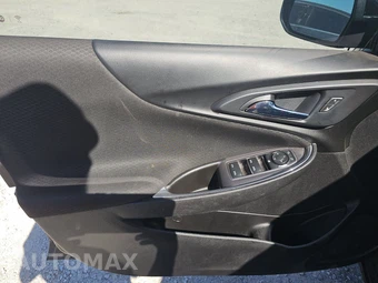 2018 Chevrolet Malibu LT 1LT – miniatura 9