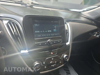 2018 Chevrolet Malibu LT 1LT - miniatura 10
