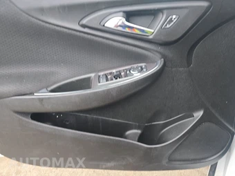2018 Chevrolet Malibu LT 1LT – miniatura 9