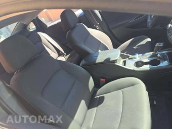 2018 Chevrolet Malibu LT 1LT – miniatura 15