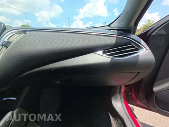 2018 Chevrolet Malibu LT 1LT – miniatura 16