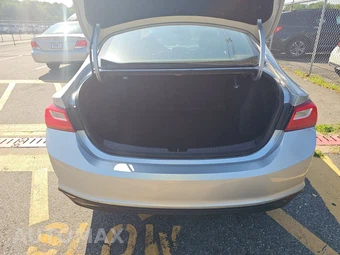 2018 Chevrolet Malibu LT 1LT - miniatura 16