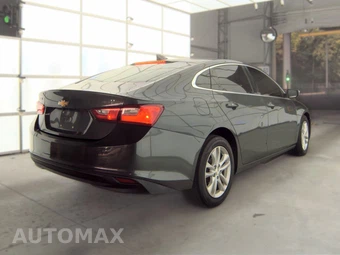 2018 Chevrolet Malibu LT 1LT – miniatura 4