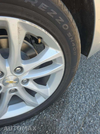 2018 Chevrolet Malibu LT 1LT – miniatura 32