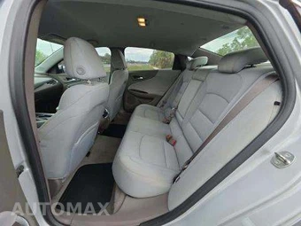 2018 Chevrolet Malibu LT 1LT – miniatura 13
