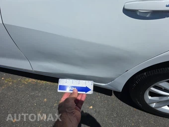 2018 Chevrolet Malibu LT 1LT – miniatura 28