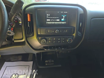 2018 Chevrolet Silverado 1500 Custom Crew Cab Short Bed 1CX – miniatura 11
