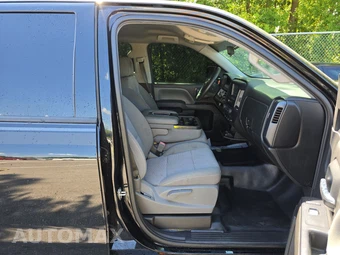 2018 Chevrolet Silverado 1500 Custom Crew Cab Short Bed 1CX – miniatura 8