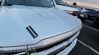 2018 Chevrolet Silverado 1500 Custom Crew Cab Short Bed 1CX – miniatura 40
