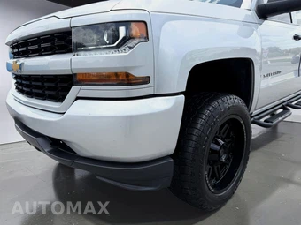 2018 Chevrolet Silverado 1500 Custom Crew Cab Short Bed 1CX - miniatura 9