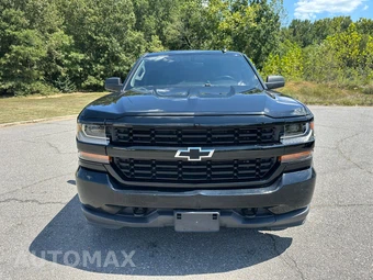 2018 Chevrolet Silverado 1500 Custom Crew Cab Short Bed 1CX - miniatura 2