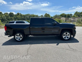 2018 Chevrolet Silverado 1500 Custom Crew Cab Short Bed 1CX - miniatura 4