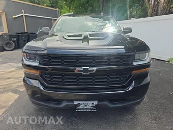 2018 Chevrolet Silverado 1500 Custom Crew Cab Short Bed 1CX - miniatura 2