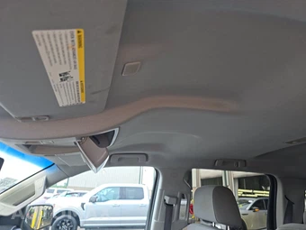 2018 Chevrolet Silverado 1500 Custom Crew Cab Short Bed 1CX - miniatura 17