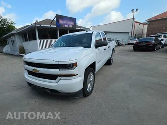2018 Chevrolet Silverado 1500 Custom Extended Cab Medium Bed 1CX
