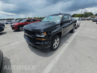 2018 Chevrolet Silverado 1500 Custom Extended Cab Medium Bed 1CX