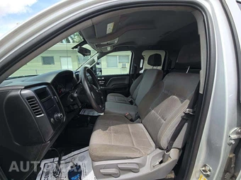 2018 Chevrolet Silverado 1500 Custom Extended Cab Medium Bed 1CX - miniatura 3