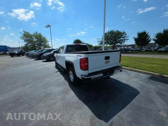 2018 Chevrolet Silverado 1500 LT Crew Cab Medium Bed 1LT - miniatura 2