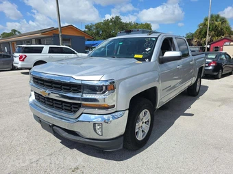 2018 Chevrolet Silverado 1500 LT Crew Cab Short Bed 1LT