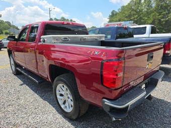 2018 Chevrolet Silverado 1500 LT Extended Cab Medium Bed 1LT – miniatura 2