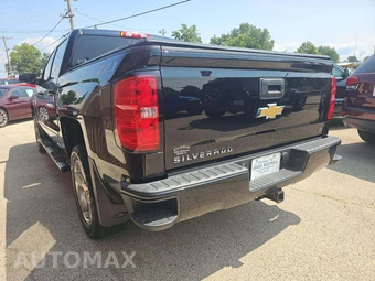2018 Chevrolet Silverado 1500 LT Z71 Crew Cab Short Bed 2LT - miniatura 2