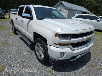 2018 Chevrolet Silverado 1500 LT Z71 Crew Cab Short Bed 2LT - miniatura 4