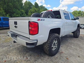 2018 Chevrolet Silverado 1500 LT Z71 Crew Cab Short Bed 2LT - miniatura 3