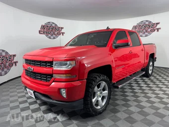2018 Chevrolet Silverado 1500 LT Z71 Crew Cab Short Bed 2LT - miniatura 3