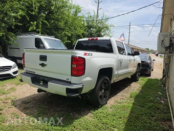 2018 Chevrolet Silverado 1500 LT Z71 Crew Cab Short Bed 2LT - miniatura 3