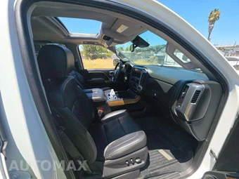 2018 Chevrolet Silverado 1500 LTZ Crew Cab Short Bed 1LZ - miniatura 15