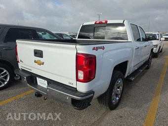 2018 Chevrolet Silverado 1500 LTZ Crew Cab Short Bed 1LZ - miniatura 4