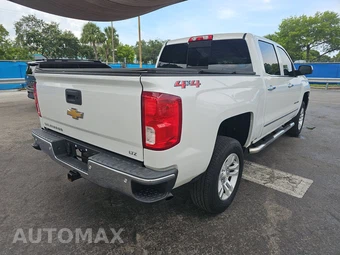 2018 Chevrolet Silverado 1500 LTZ Crew Cab Short Bed 1LZ - miniatura 4