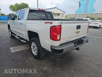2018 Chevrolet Silverado 1500 LTZ Crew Cab Short Bed 1LZ - miniatura 6