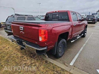 2018 Chevrolet Silverado 1500 LTZ Crew Cab Short Bed 1LZ - miniatura 3